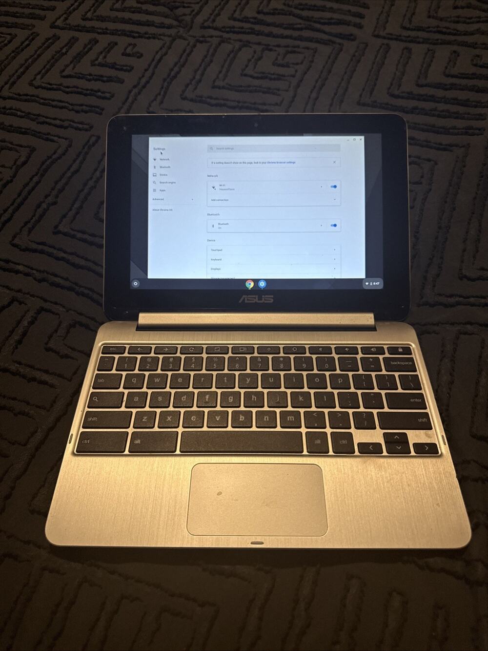 Asus C101P Flip 2-in-1 Touchscreen 10" Chromebook - Notebook (read)